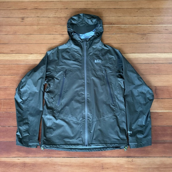 REI Co-Op Men’s Waterproof Rain Shell Small Olive - Picture 4 of 7